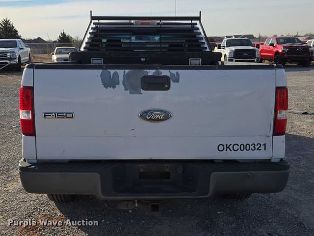 Image of Ford F-150 equipment image 2