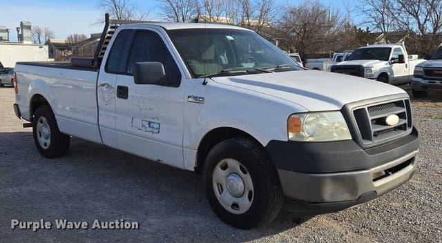 Image of Ford F-150 equipment image 3