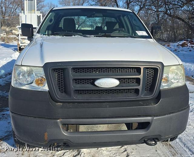 Image of Ford F-150 equipment image 1