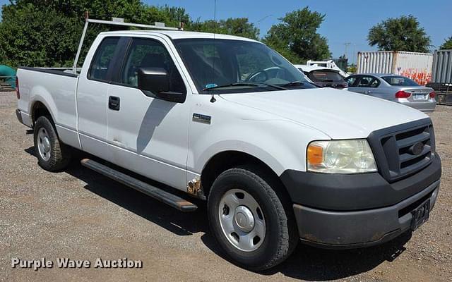Image of Ford F-150 equipment image 2