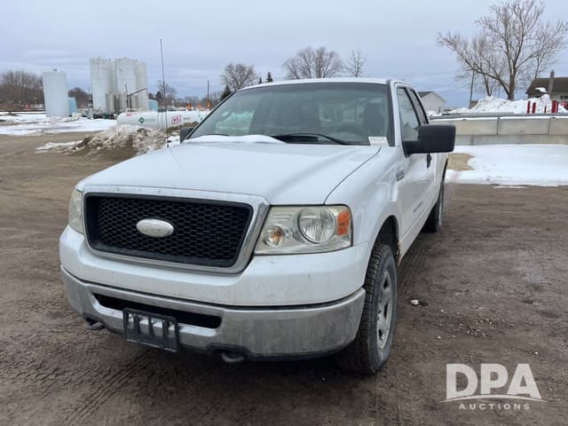 Image of Ford F-150 equipment image 1