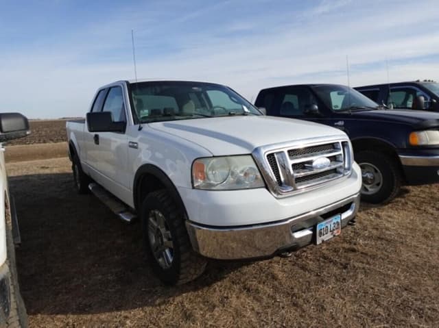 Image of Ford F-150 equipment image 1