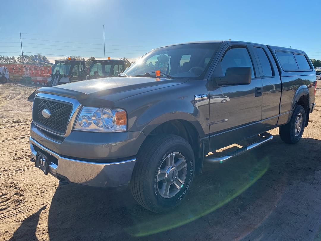 Image of Ford F-150 Primary image