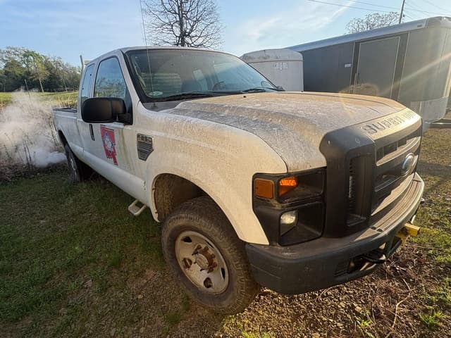 Image of Ford F-250 equipment image 1