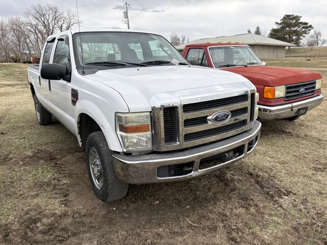 Image of Ford F-250 equipment image 1