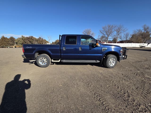 Image of Ford F-250 equipment image 3