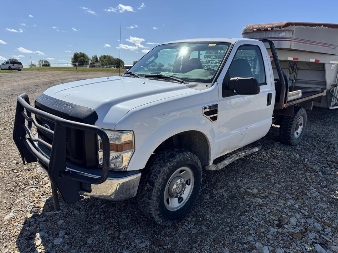 Image of Ford F-250 Primary image