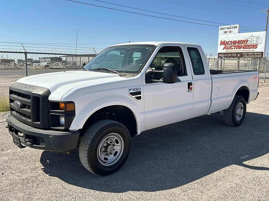 Image of Ford F-250 Primary image