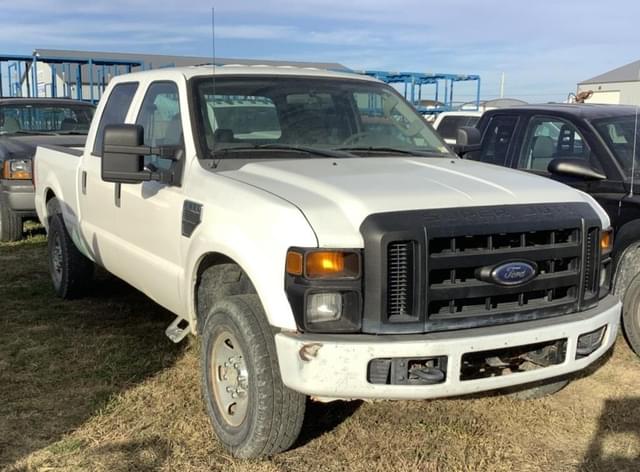 Image of Ford F-250 equipment image 1