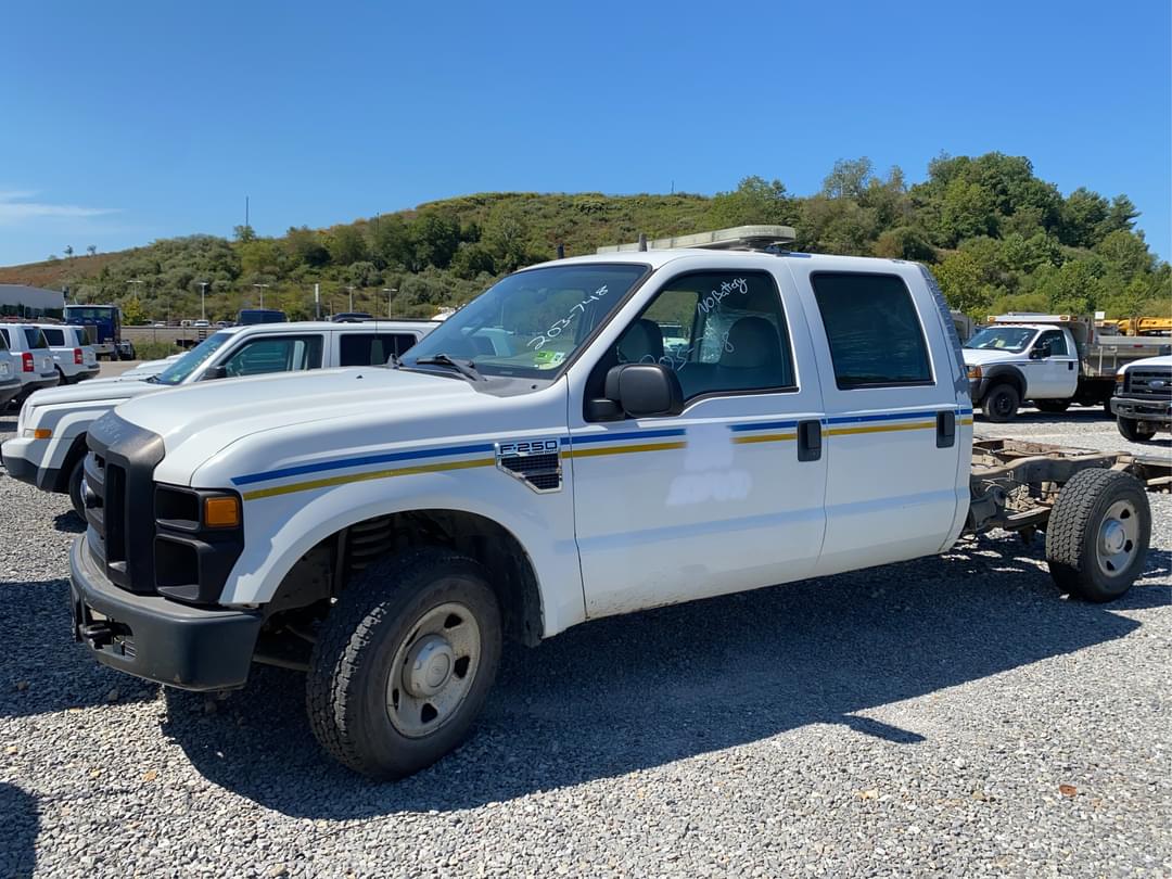 Image of Ford F-250 Primary image