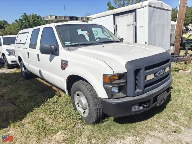 Image of Ford F-250 equipment image 3
