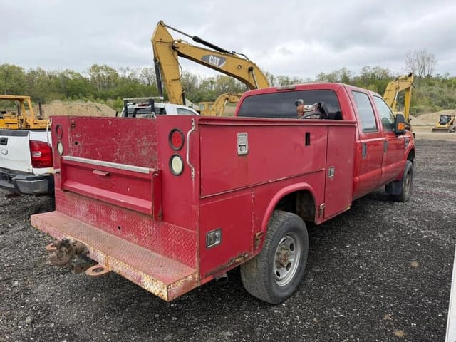 Image of Ford F-250 equipment image 3