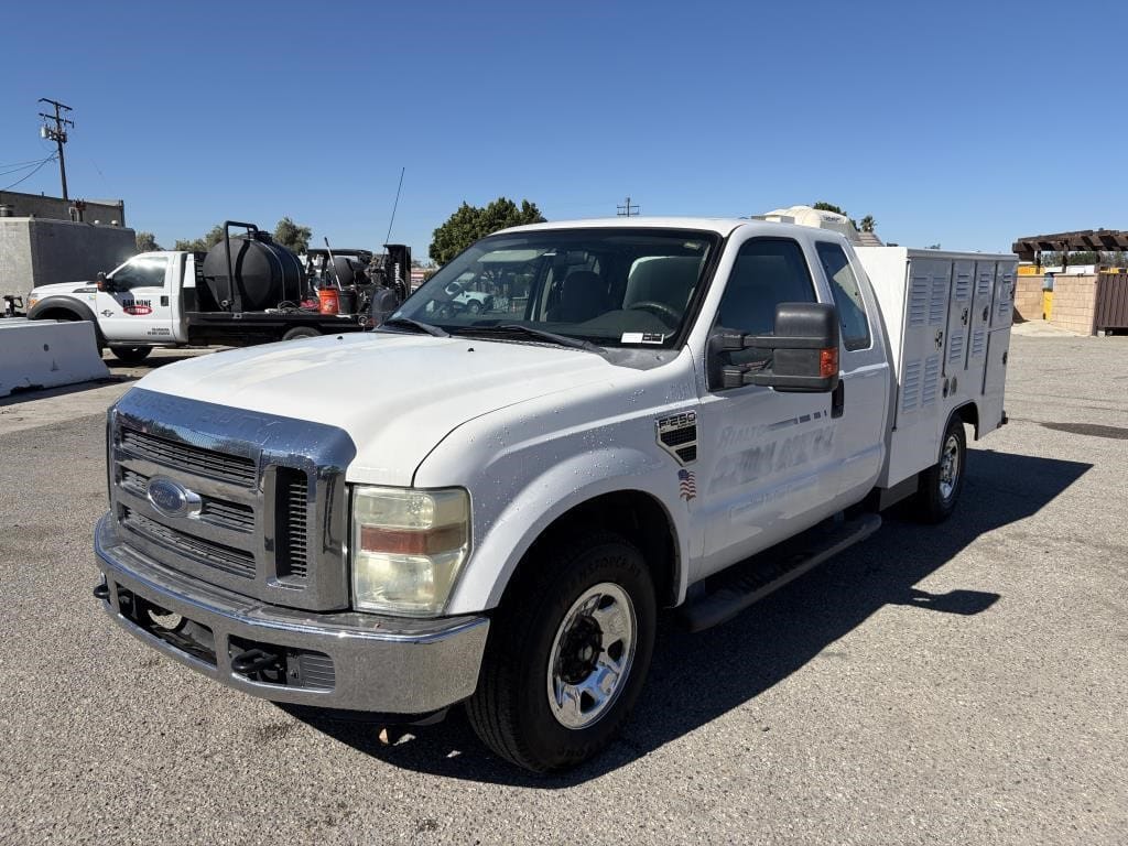 2008 Ford F-250 Equipment Image0
