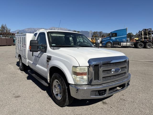 Image of Ford F-250 equipment image 1