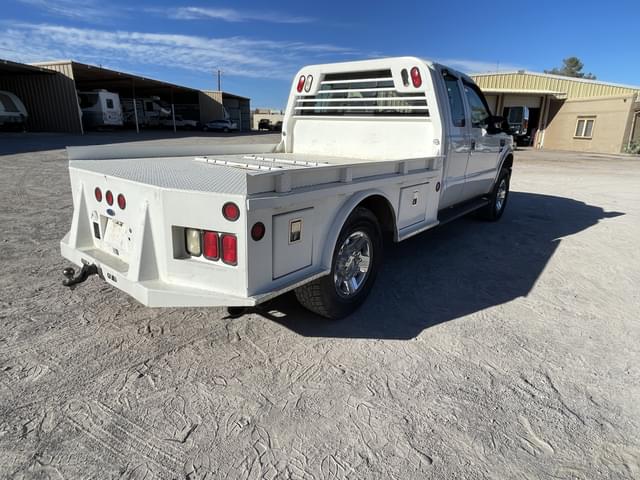 Image of Ford F-250 equipment image 4