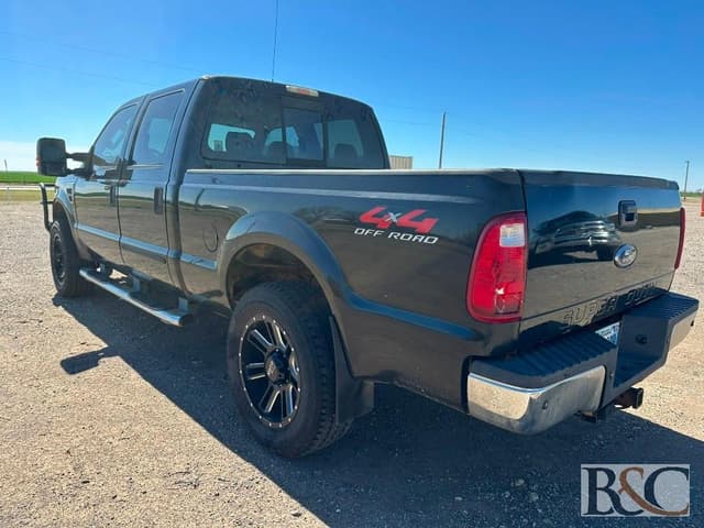 Image of Ford F-250 equipment image 1