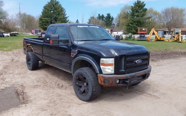 Image of Ford F-250 equipment image 1