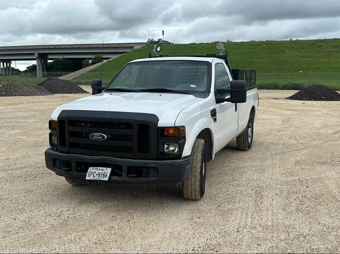 Image of Ford F-250 Primary image