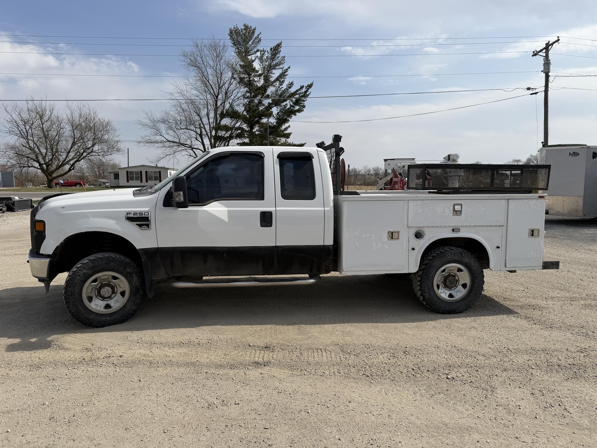 2008 Ford F-250 Equipment Image0