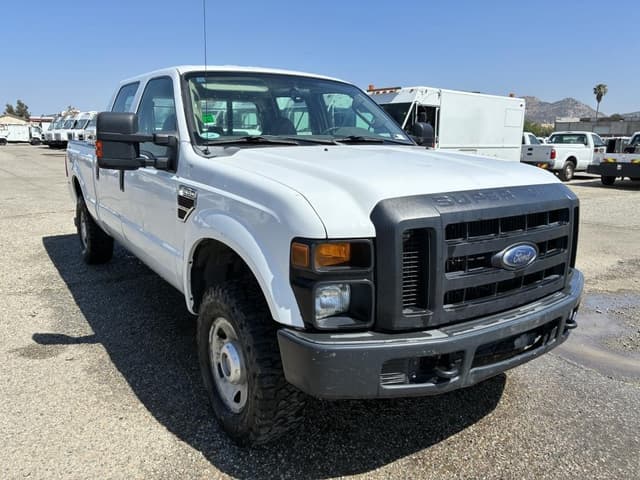 Image of Ford F-250 equipment image 1