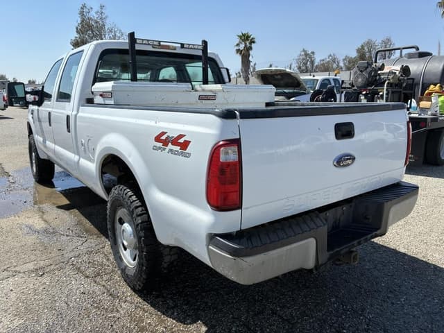 Image of Ford F-250 equipment image 3