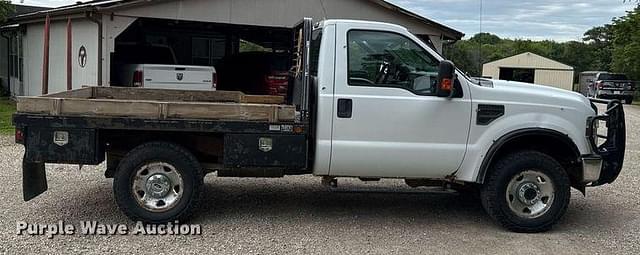 Image of Ford F-250 equipment image 3