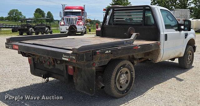 Image of Ford F-250 equipment image 4