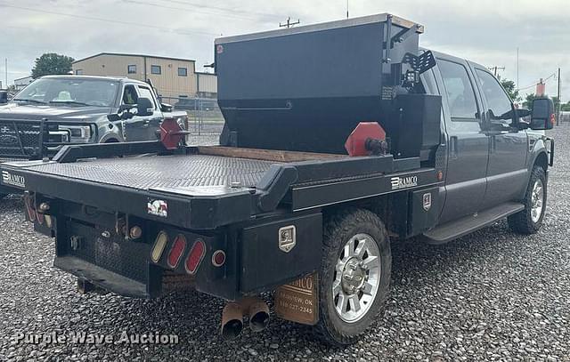 Image of Ford F-250 equipment image 4