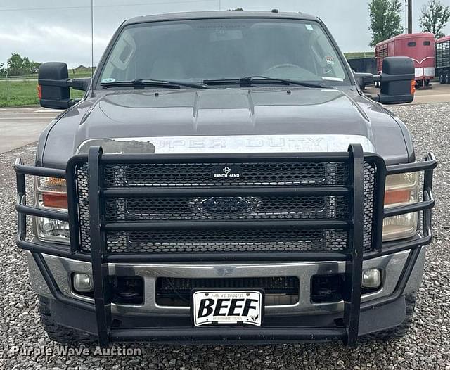 Image of Ford F-250 equipment image 1