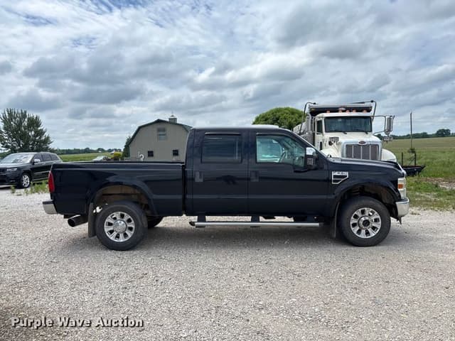 Image of Ford F-250 equipment image 3