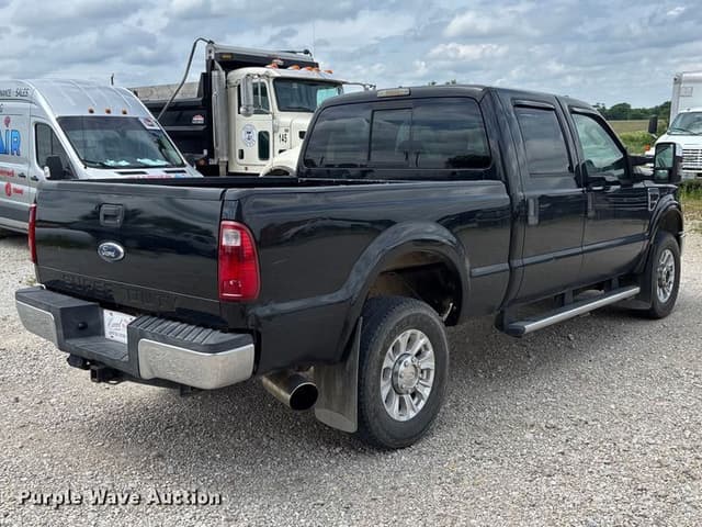 Image of Ford F-250 equipment image 4
