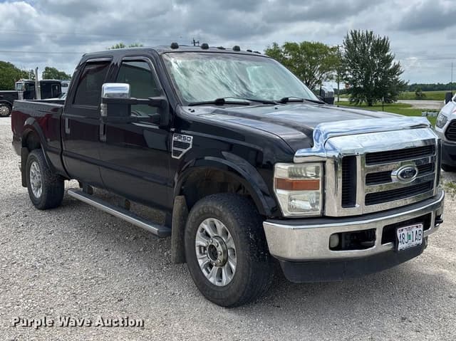 Image of Ford F-250 equipment image 2