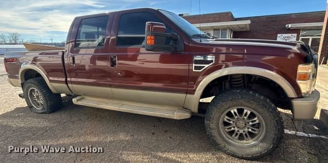 Image of Ford F-250 equipment image 3