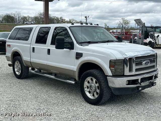 Image of Ford F-250 equipment image 2