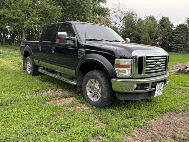 Image of Ford F-250 equipment image 2