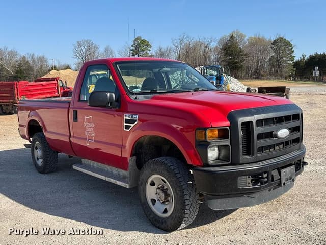 Image of Ford F-250 equipment image 2