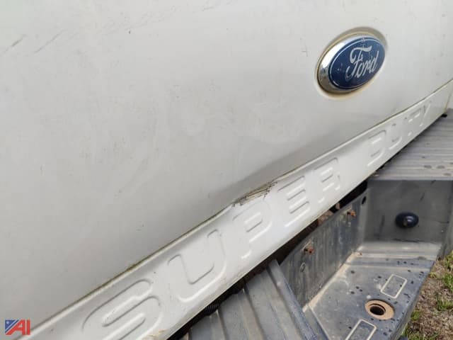 Image of Ford F-250 equipment image 4
