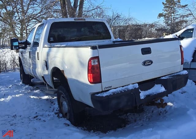 Image of Ford F-250 equipment image 1