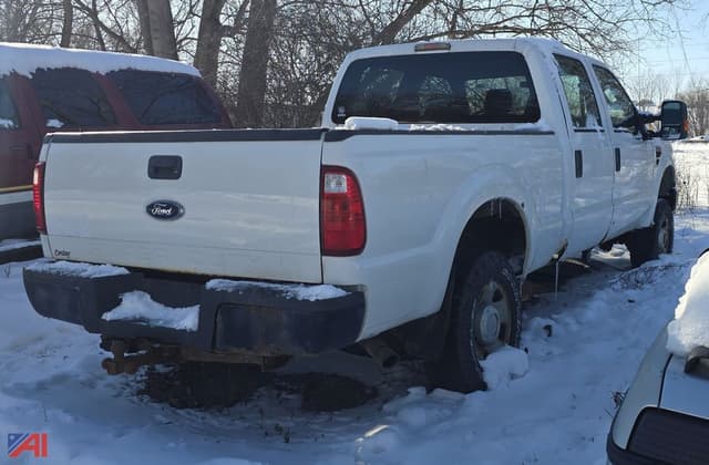 Image of Ford F-250 equipment image 3