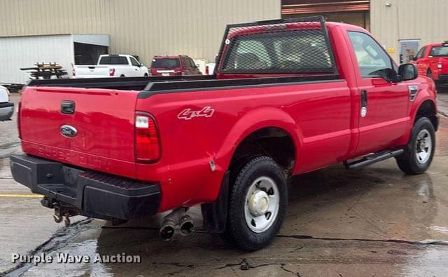 Image of Ford F-250 equipment image 4