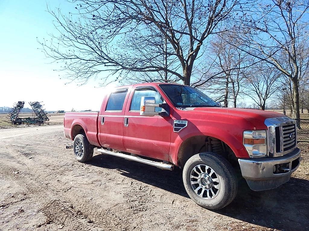 Image of Ford F-250 Image 0