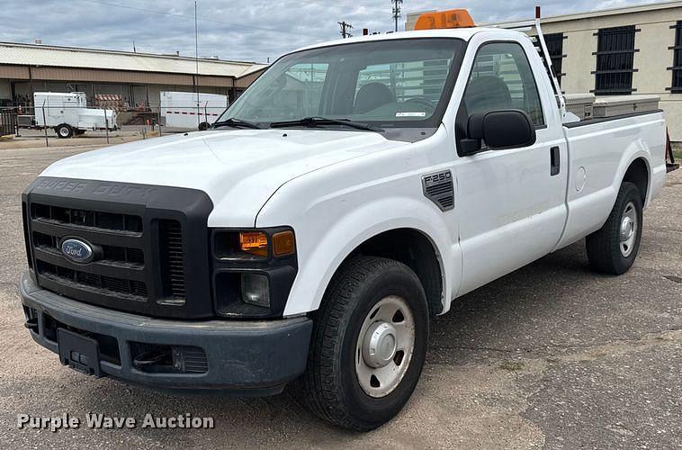 Image of Ford F-250 Primary image