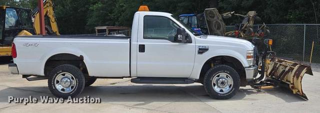 Image of Ford F-250 equipment image 3