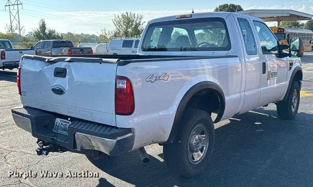 Image of Ford F-250 equipment image 4