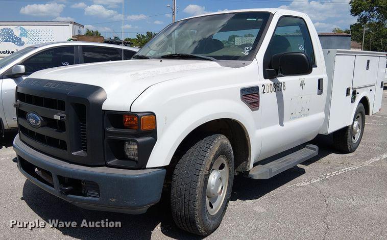 Image of Ford F-250 Primary image