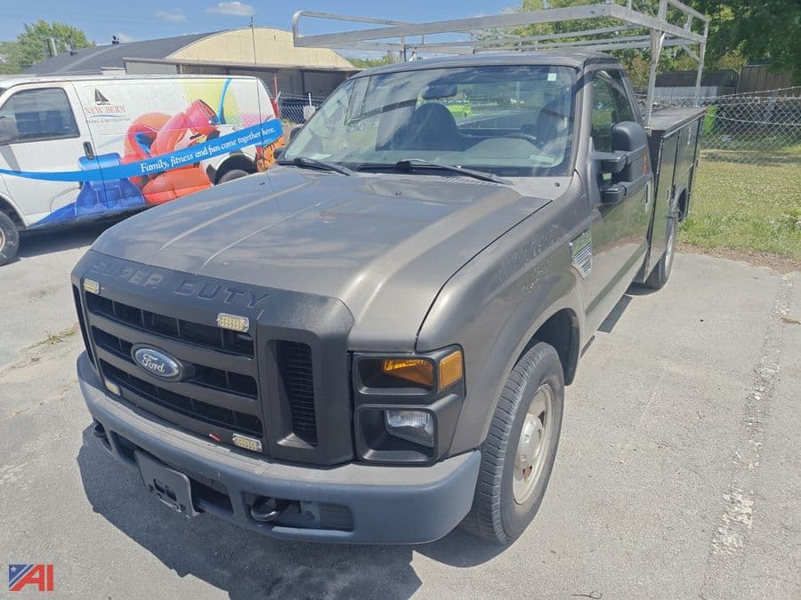 Image of Ford F-250 Primary image