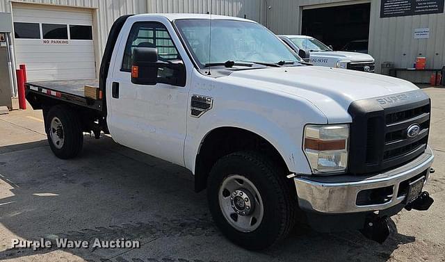 Image of Ford F-250 equipment image 2