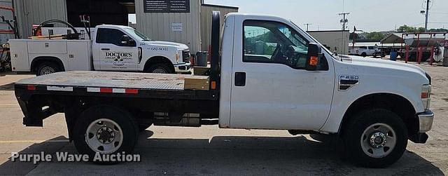 Image of Ford F-250 equipment image 3