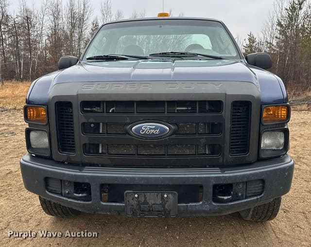 Image of Ford F-250 equipment image 1