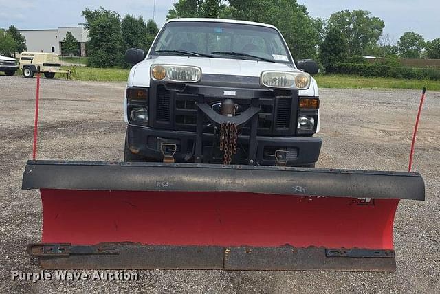 Image of Ford F-250 equipment image 1